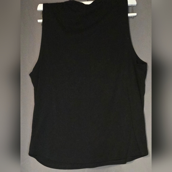 Women's tank top graphic Guns and Rosè. - Picture 2 of 6